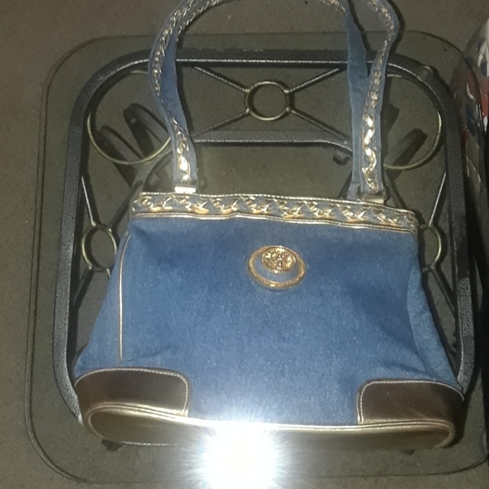 Purse - Picture 3 of 7